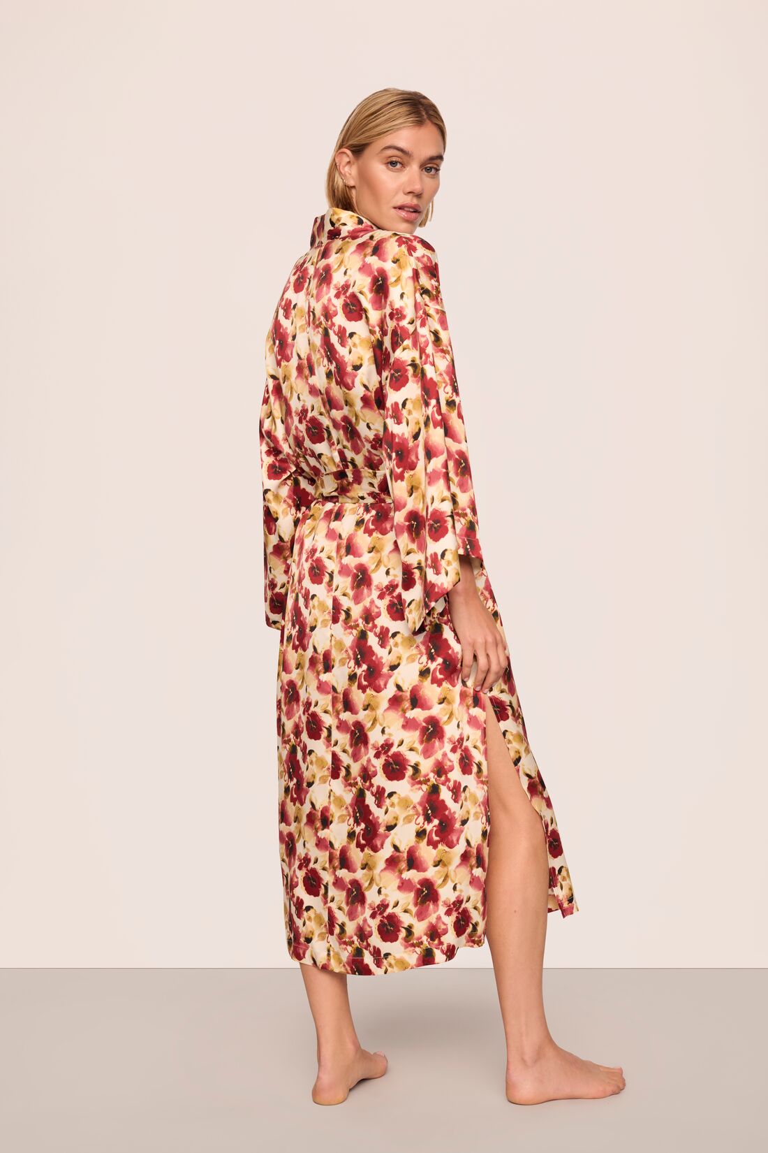 Eberjey x  Lily Aldridge - Inez Washable Silk Printed Robe