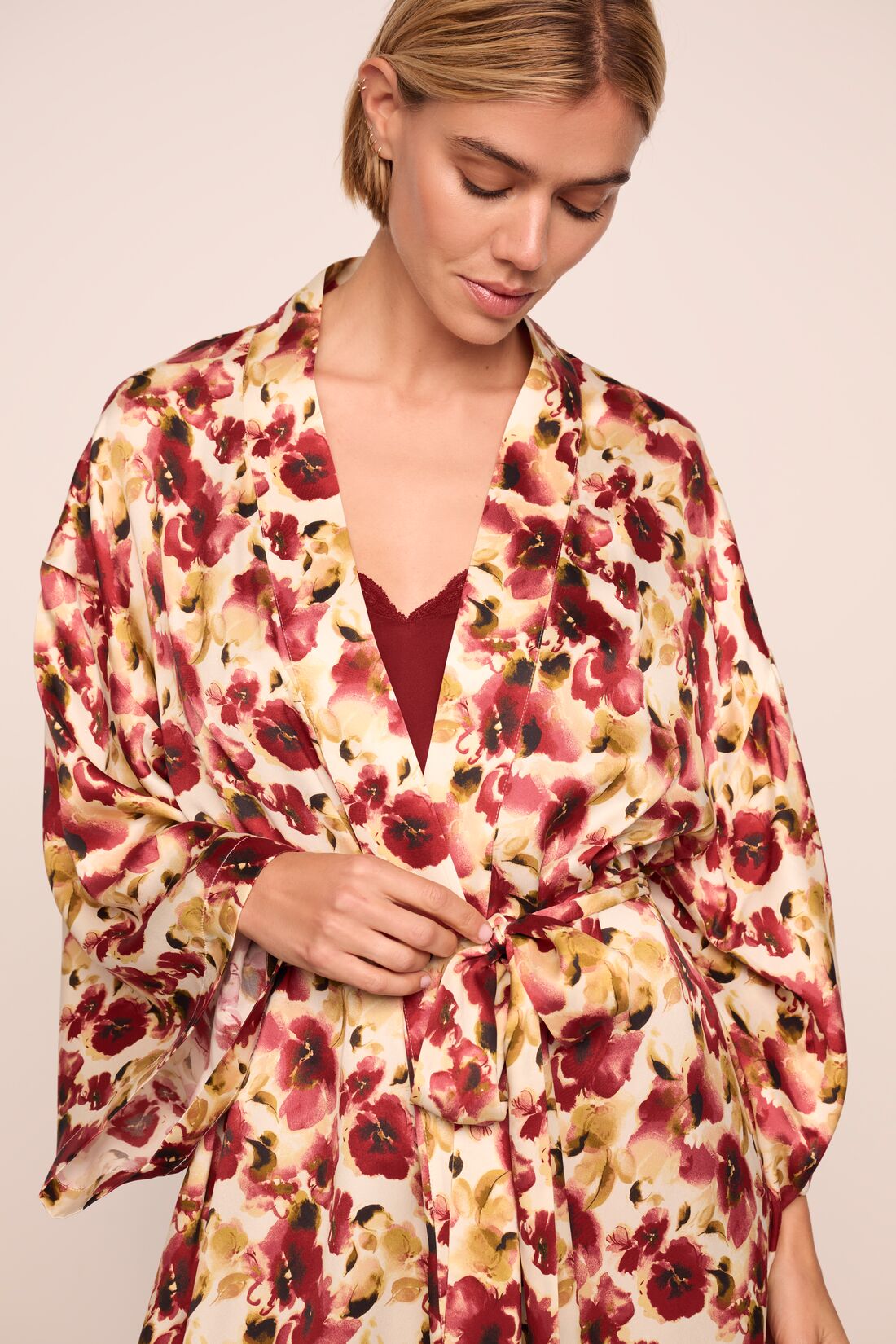 Eberjey x  Lily Aldridge - Inez Washable Silk Printed Robe