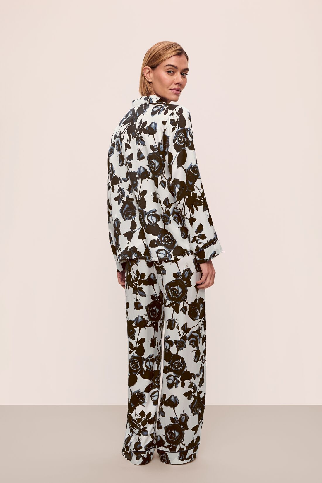 Eberjey x L'AGENCE - Inez Washable Silk Printed Long PJ Set