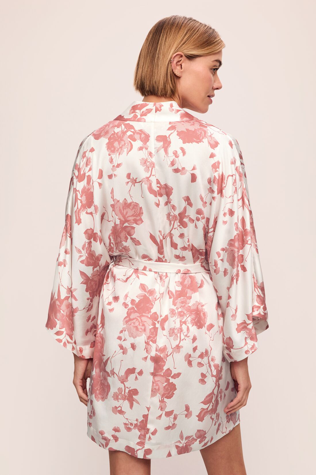 Eberjey x L'AGENCE - Inez Washable Silk Printed Short Robe